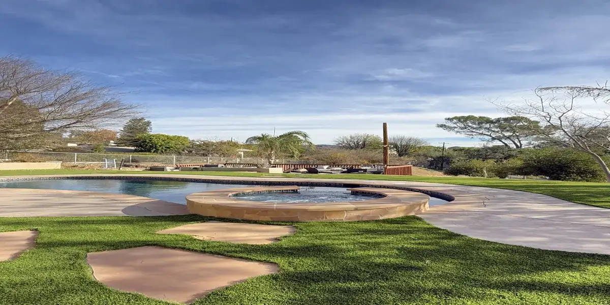 Custom Pool Construction